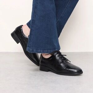 Clark’s Ria Derby In Black Loafers Leather Oxford Lace Up